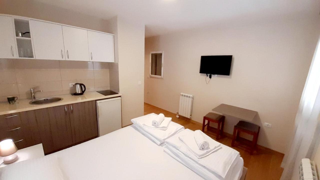 Pilon Apartments ชาเบลียค ภายนอก รูปภาพ